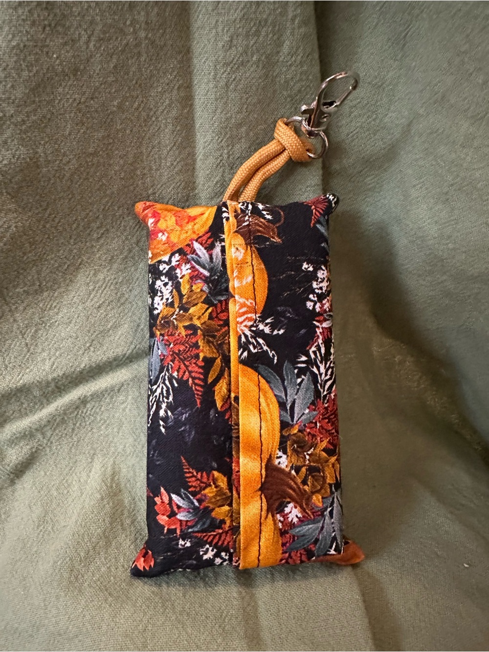 New! Handmade Pumpkin Floral Pattern Keychain Tissue Pouch Holder
